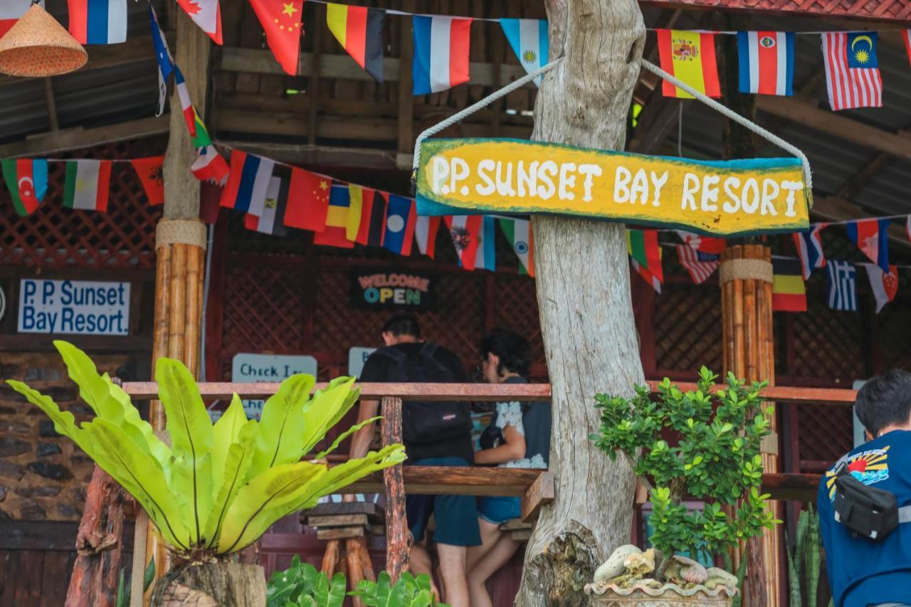 Phi Phi Sunset Bay Resort Buitenkant foto